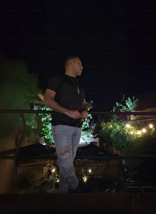 FOTOS DE JAVO ESCORTS VIP 21CM SITIO PRIVADO DISPONIBLE PARA FOLLAR