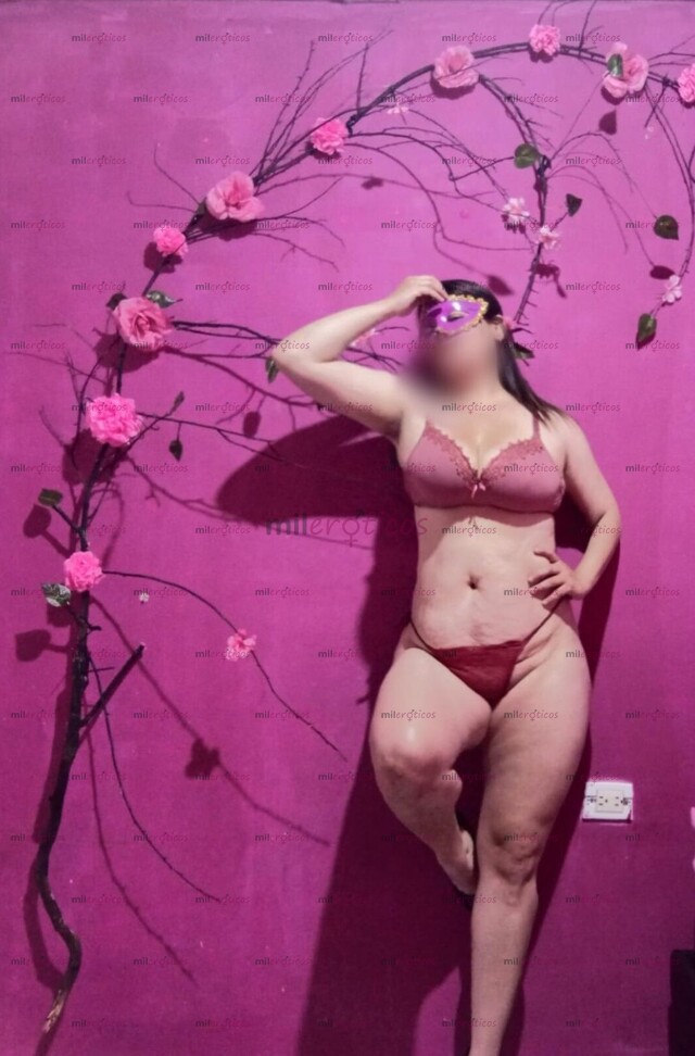 FOTOS DE MONA TETONA CON RICA VAGINA APRETADA Y ROSADITA