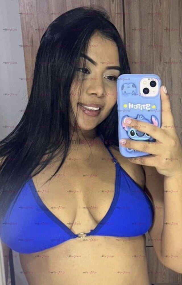 FOTOS DE HOLA, SOY CAROLINA, Y CUANDO MIS MANOS SE DESLIZAN SOBRE TU PIEL