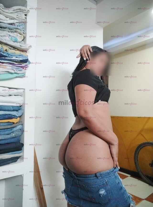 FOTOS DE SEXY Y MUY RICA, SENOS PEQUEÑOS , ACUERPADA, Y NALGONCITA CALIENTE EN EL SEXO