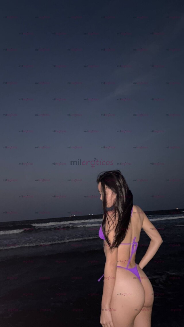 FOTOS DE ARDIENTE COLOMBIANA DE PIEL CLARA DISPUESTA A PASARLA RICO