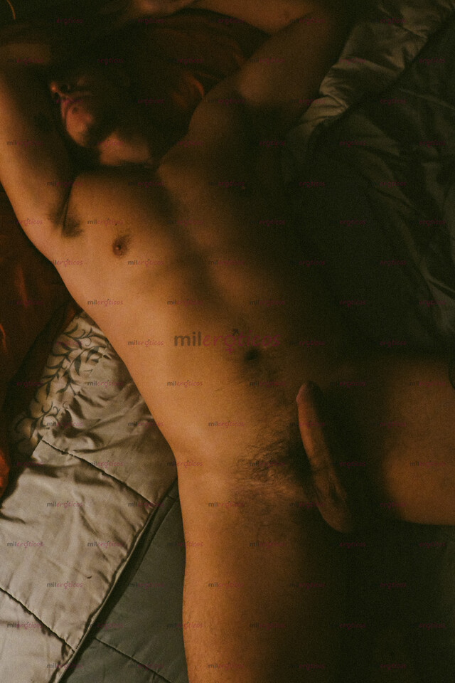 FOTOS DE TAPATÍO CALIENTE BIEN DOTADO PARA TU PLACER