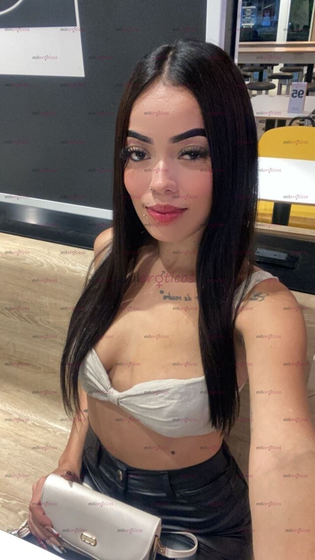 FOTOS DE ARDIENTE COLOMBIANA DE PIEL CLARA DISPUESTA A PASARLA RICO