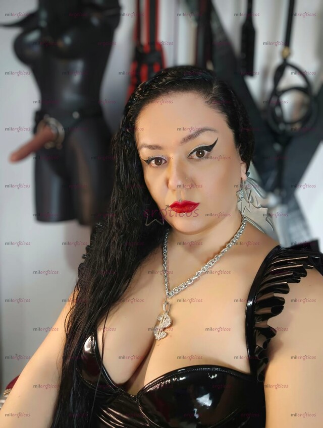FOTOS DE DOMINATRIX VIUDA NEGRA CON MAZMORRA PROPIA EN CHAPINERO