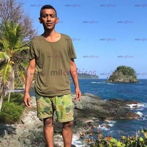 FOTOS DE VERGON 23 CM BUSCA TRABAJO Y CULO FIJO TENGO 21 AÑOS Y SOY DE CAUCASIA R