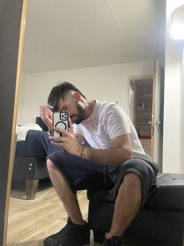 Master chileno bisexual morboso cl y adtvshumillador fetichista calienteesperto en sado y fisting solo pocos dias hombre guapo rico cuerpo con buena e...
