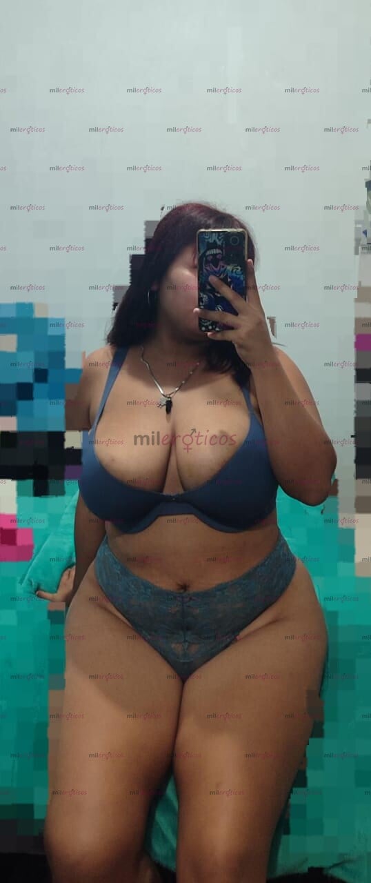 FOTOS DE CHICA CURVY TETONA, VEN A PASAR UN RICO MOMENTO