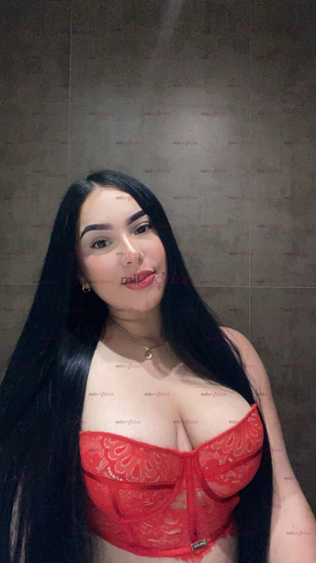 FOTOS DE HOLA AMOR SOY CAMILA, UNA SEXI COLOMBIANA PELINEGRA CON GANAS DE PASARLA BIEN