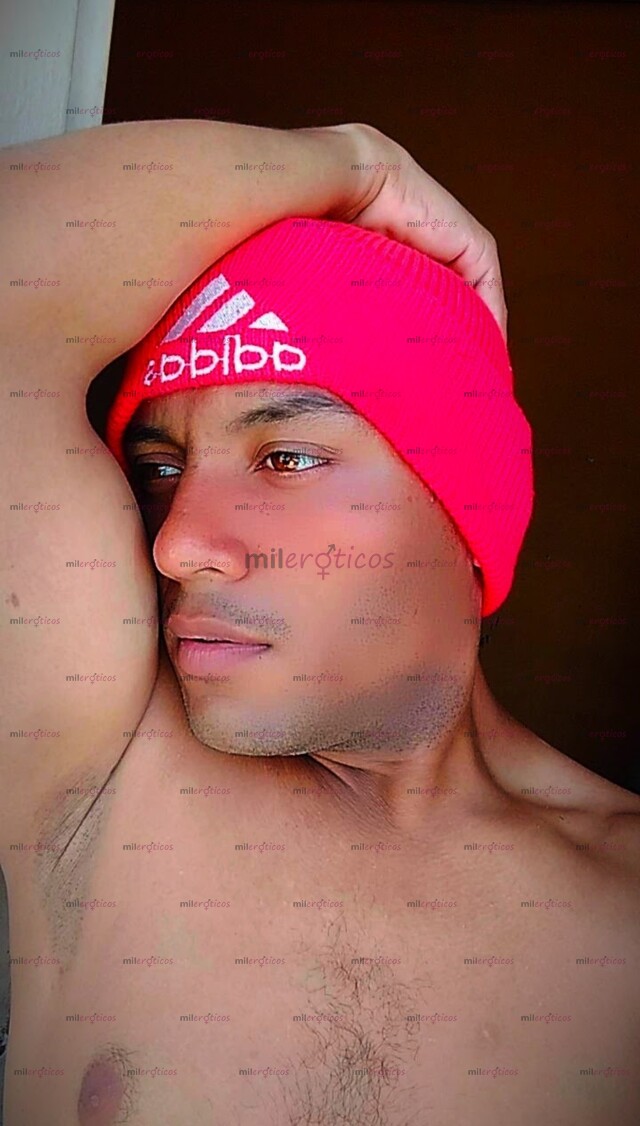 FOTOS DE HOLA SOY GUSTAVO CHICO DE PIEL MORENA, VERSATIL MUY COMPLACIENTE