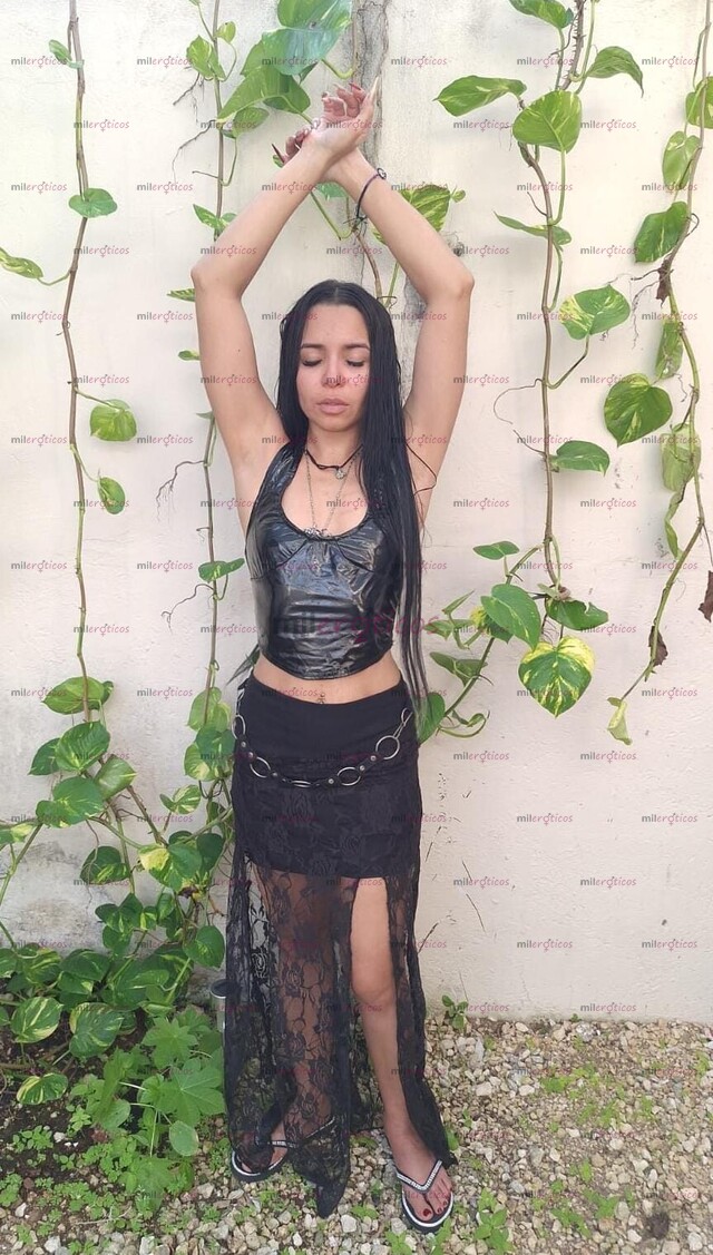 FOTOS DE FLACA HERMOSA CULO HERMOSO Y EXQUISITAS MAMADITAS