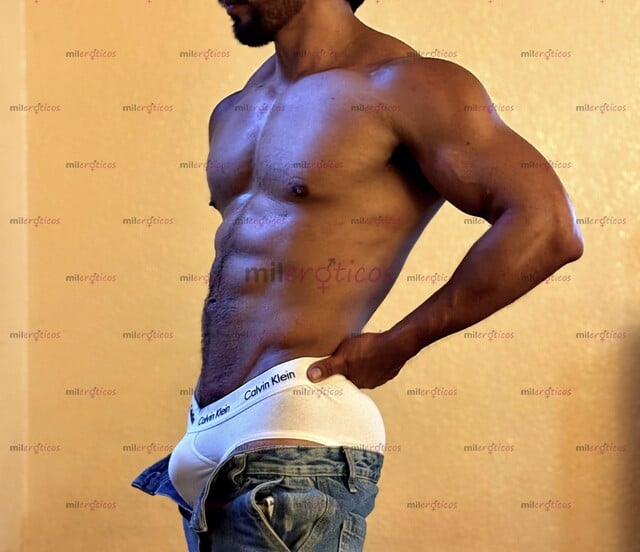 FOTOS DE GUAPO Y MUSCULOSO MEXICANO ESCORT VIP!!! LEE REVIEWS ;) !!