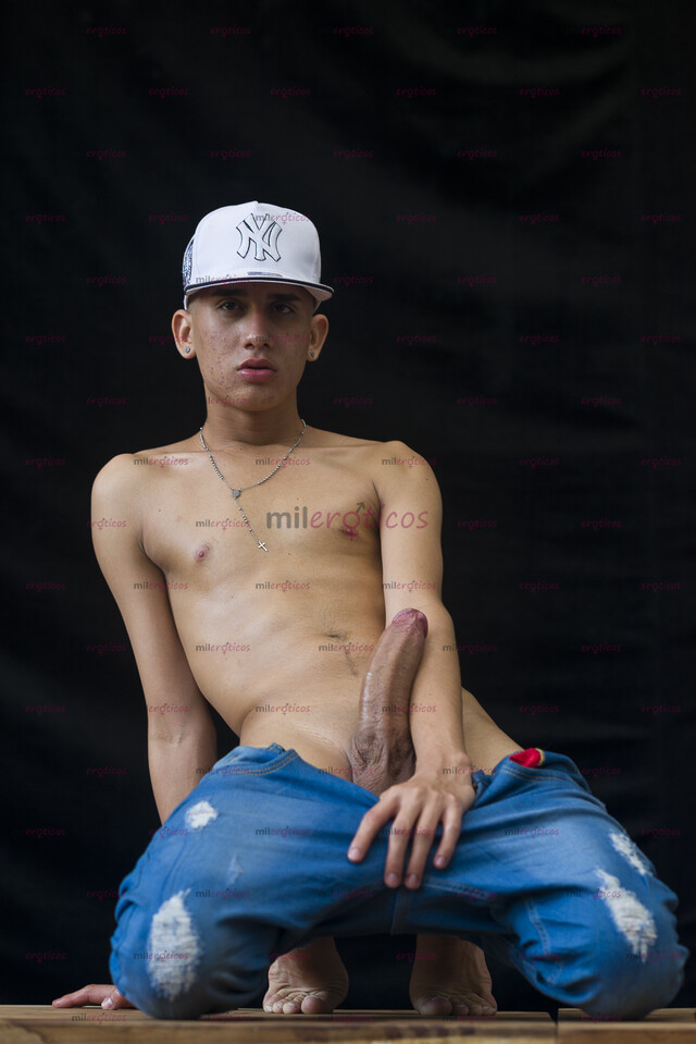 FOTOS DE MACHO COMPLACIENTE VERSÁTIL MORBOSO 22CM DOTADO 100% GARANTIZADO CON SITIO