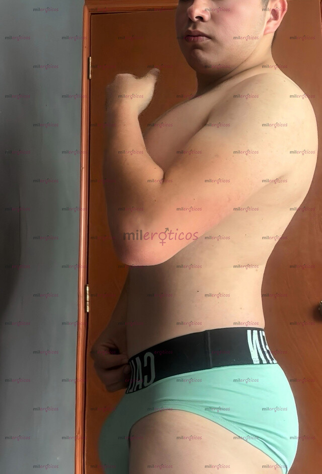 FOTOS DE UNIVERSITARIO ACTIVO VARONIL CALIENTE DE 23 AÑOS