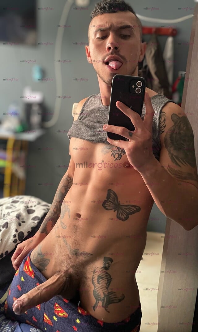 FOTOS DE OJOS VERDES, VERGA GRANDE, CULO RICO, BAJITO, ROLO, MACHO Y MUY ARRECHO