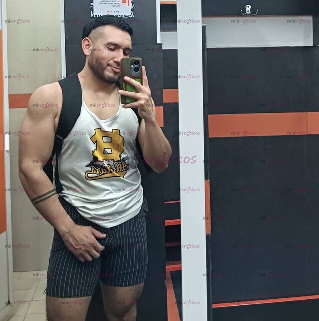 FOTOS DE CHICO DOTADO ,COMPLACIENTE FIT MUY CACHONDO 24 7