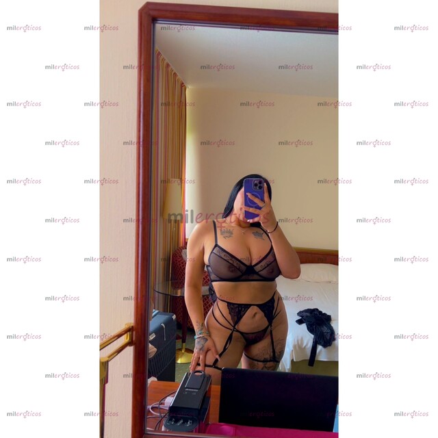 FOTOS DE HERMOSA PELINEGRA CON GRAN TRASERO Y SENOS HERMOSOS