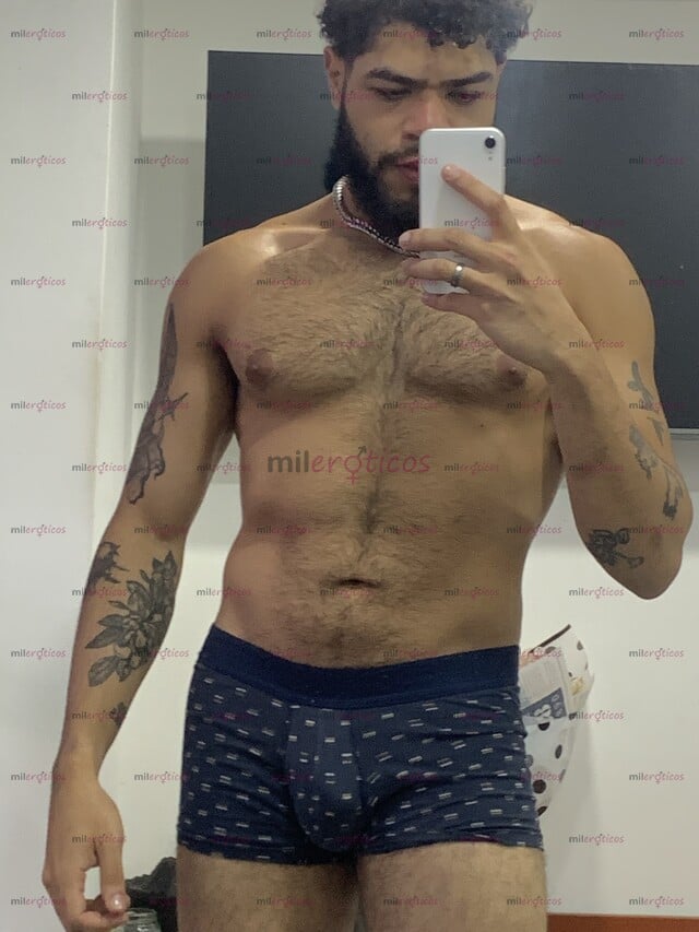 FOTOS DE MACHO SEMENTAL 100% ACTIVO Y DISPUESTO A COMPLACER TUS FANTASIAS Y MOMENTOS