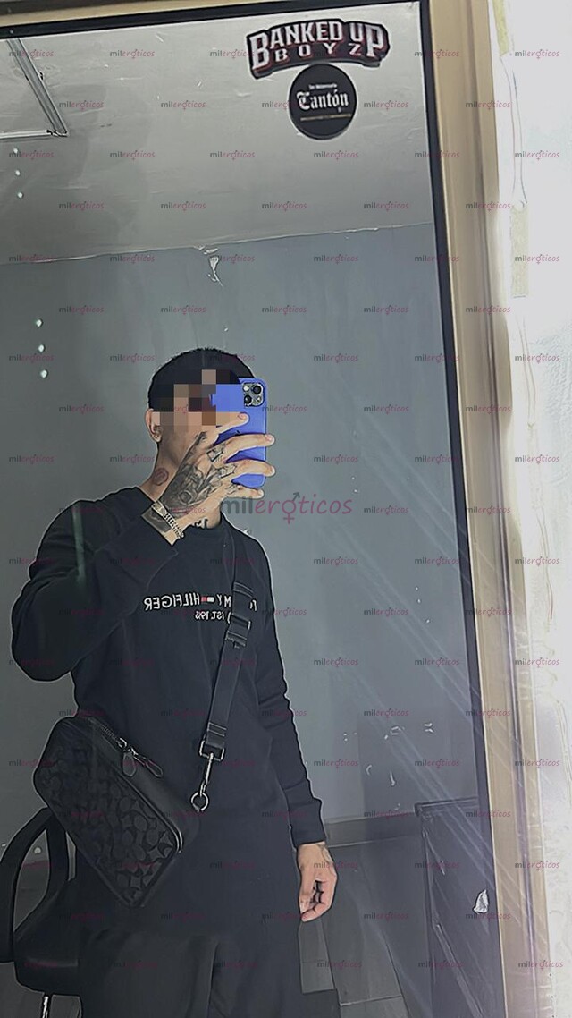 FOTOS DE JOVEN GUAPO DE BUEN VER LABIOS GRANDES Y OJOS LINDOS