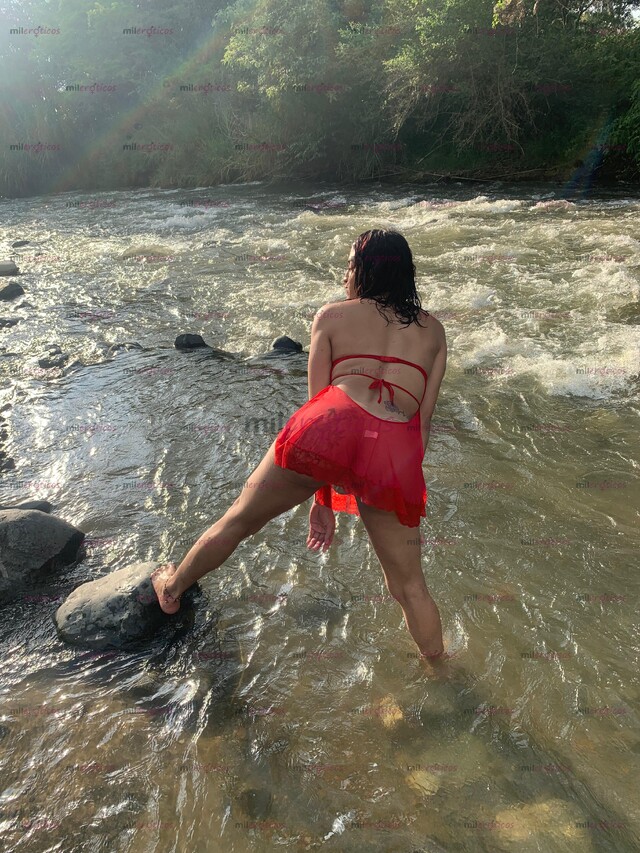 FOTOS DE LINDA Y HERMOSA FLACA CON CULO RICO Y BUENA VERGA MIS AMORES