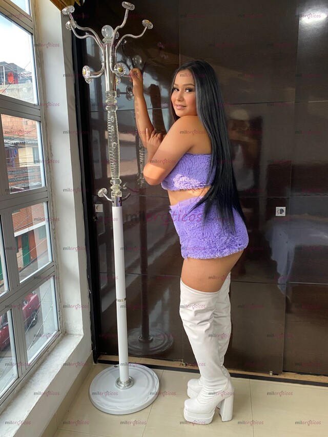 FOTOS DE HOLA AMOR MI NOMBRE ES CATHERINE UNA CHINA PELINEGRA NATURAL MUY ASEADA,