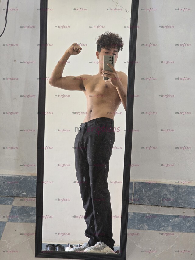 FOTOS DE SOLO PARA COMPLACER Y TODO LO QUE BUSCAS