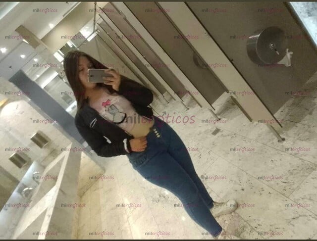 FOTOS DE SOY UN LINDA CHICA JOVEN ....QUE QUIERE SER TU PUTITA ME GUSTA MUCHO LA VERGA