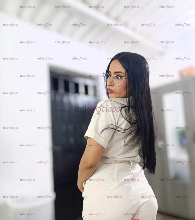 FOTOS DE HOLA, MI NOMBRE ES ROCIO SOY UNA CHICA PELINEGRA CON TETAS GRANDES RICA PARA TI