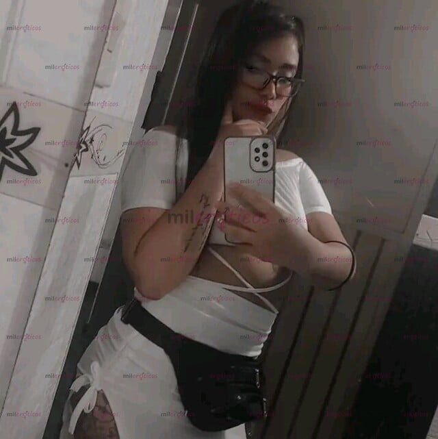 FOTOS DE HOLA AMOR MI NOMBRE ES MEGAN UNA CHICA JUGUETONA