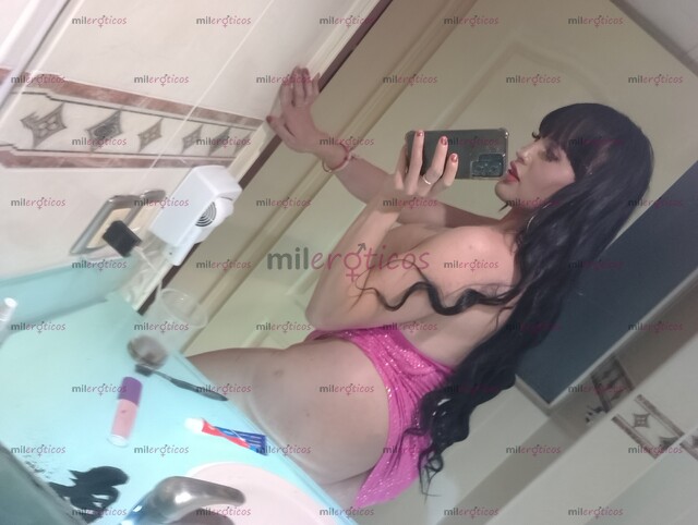 FOTOS DE FIESTERA Y MUY DEPRAVADA RICA VERGA CON MUCHA LECHE