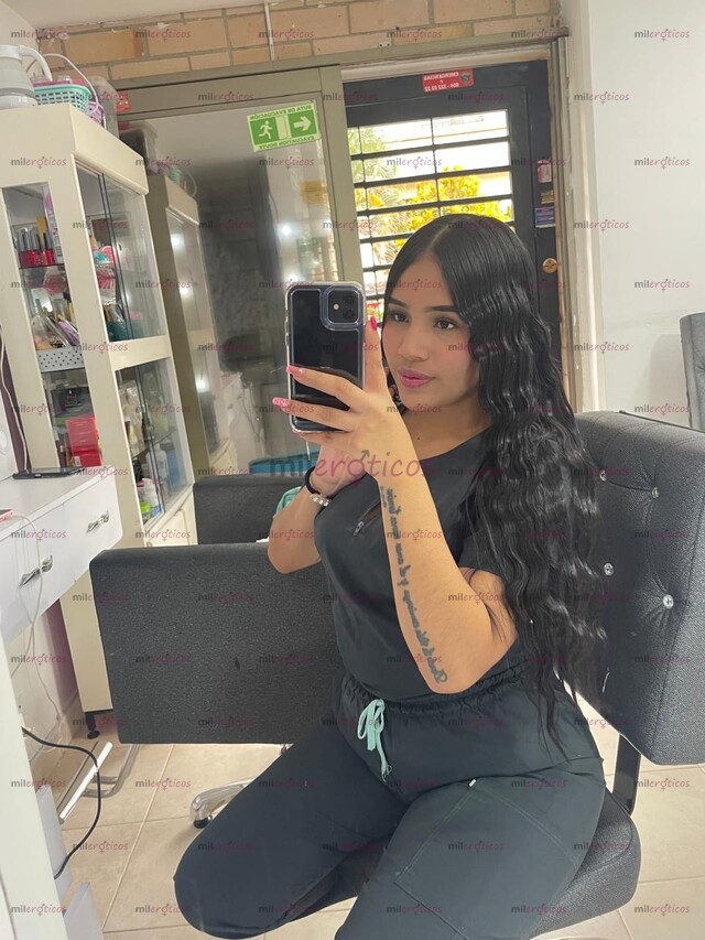 FOTOS DE HOLA SOY LORE DE REGRESO EN LA CEDE DE DANY ENVIGADO DE LUNES A SÁBADO