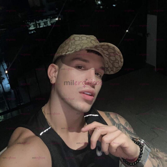 FOTOS DE COLOMBIANO VERSÁTIL DISPUESTO A COMPLACERTE