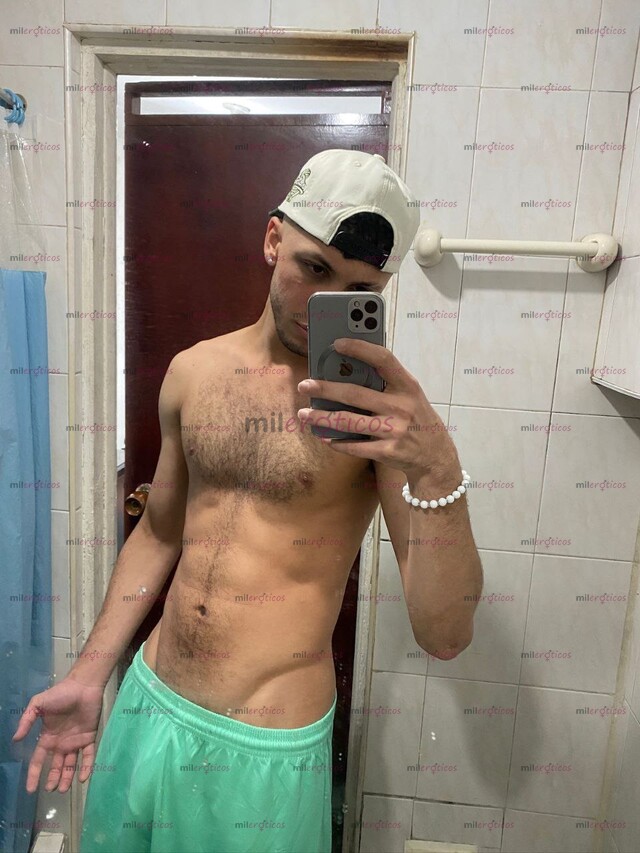 FOTOS DE CHICO JOVEN DOTADO COMPLACIENTE LUGAR DISCRETO VENTA DE CONTENIDO HOT