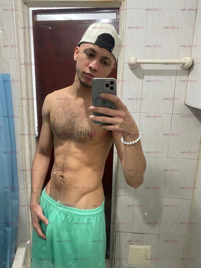 FOTOS DE CHICO JOVEN DOTADO COMPLACIENTE LUGAR DISCRETO VENTA DE CONTENIDO HOT