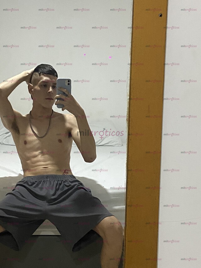 FOTOS DE SORNERO Y ARRECHO DISPUESTO A TODO VERGÓN