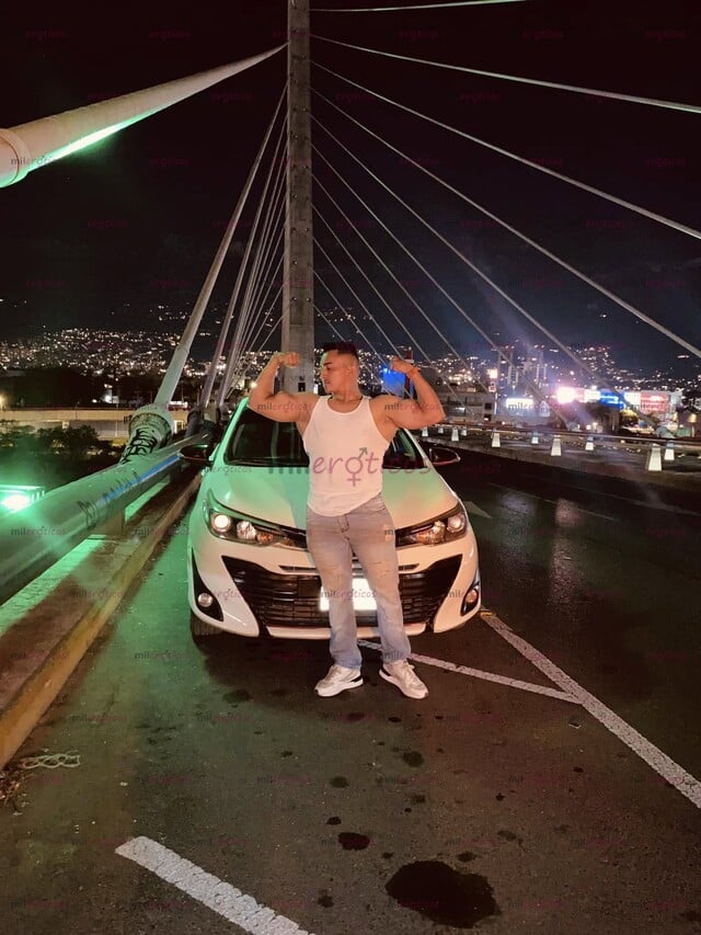 FOTOS DE RICO JOVEN DE MTY, ACTIVO, LECHOSO, HETEROSEXUAL CALIENTE Y FOGOZO