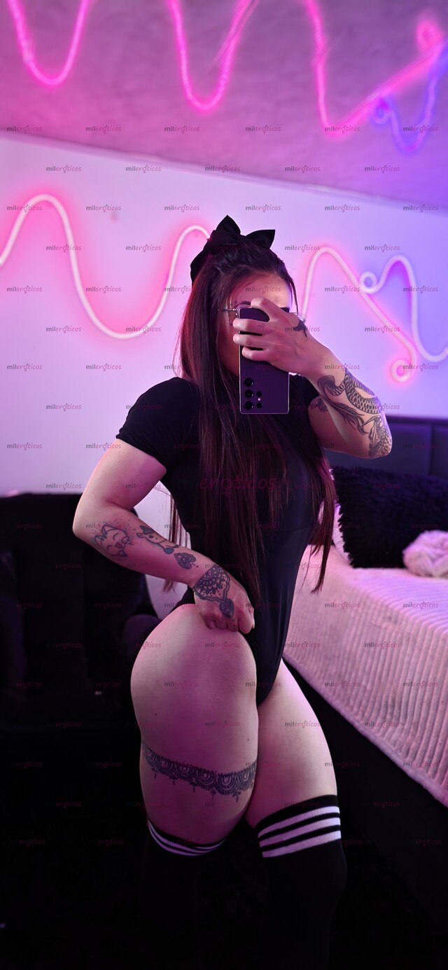 FOTOS DE COLOMBIANA CREADORA DE CONTENIDOO ANIMATE A