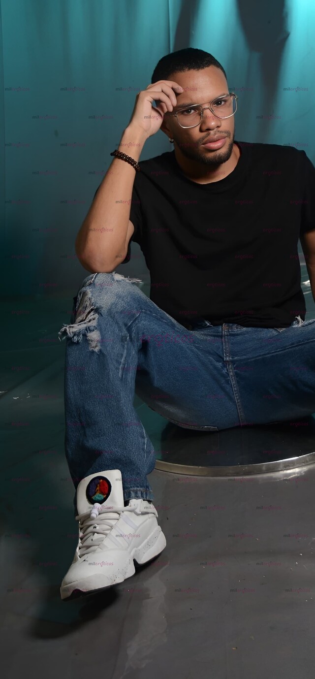 FOTOS DE SOY ANDREW, CUERPO MARCADO, MENTE PERVERSA Y ACTITUD ARDIENTE