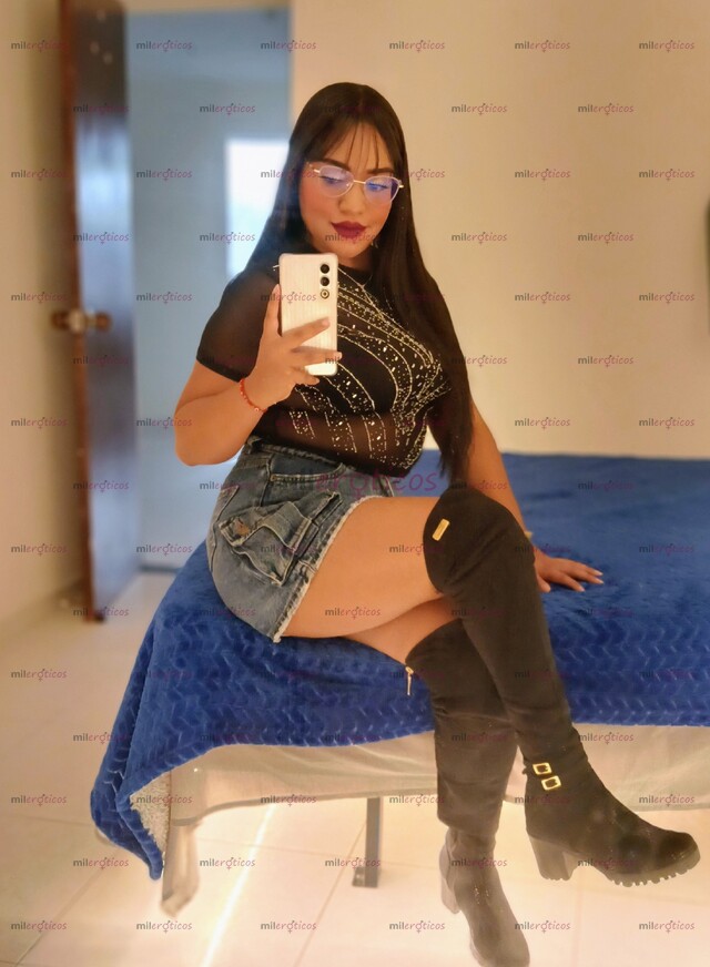 FOTOS DE ENCANTADORA MORENA BAJITA TE ARÉ UNA DELICIOSA MAMADA