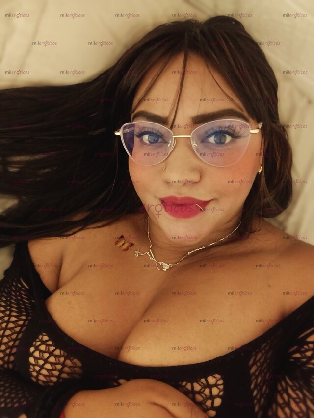 FOTOS DE ENCANTADORA MORENA BAJITA TE ARÉ UNA DELICIOSA MAMADA