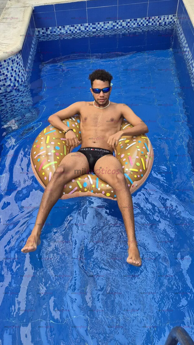 FOTOS DE SOY ANDREW, CUERPO MARCADO, MENTE PERVERSA Y ACTITUD ARDIENTE