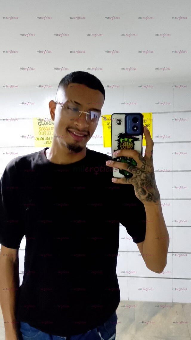 FOTOS DE CHICO ALTO, FLACO Y DESCOMPLICADO DE 22CM DE LARGO