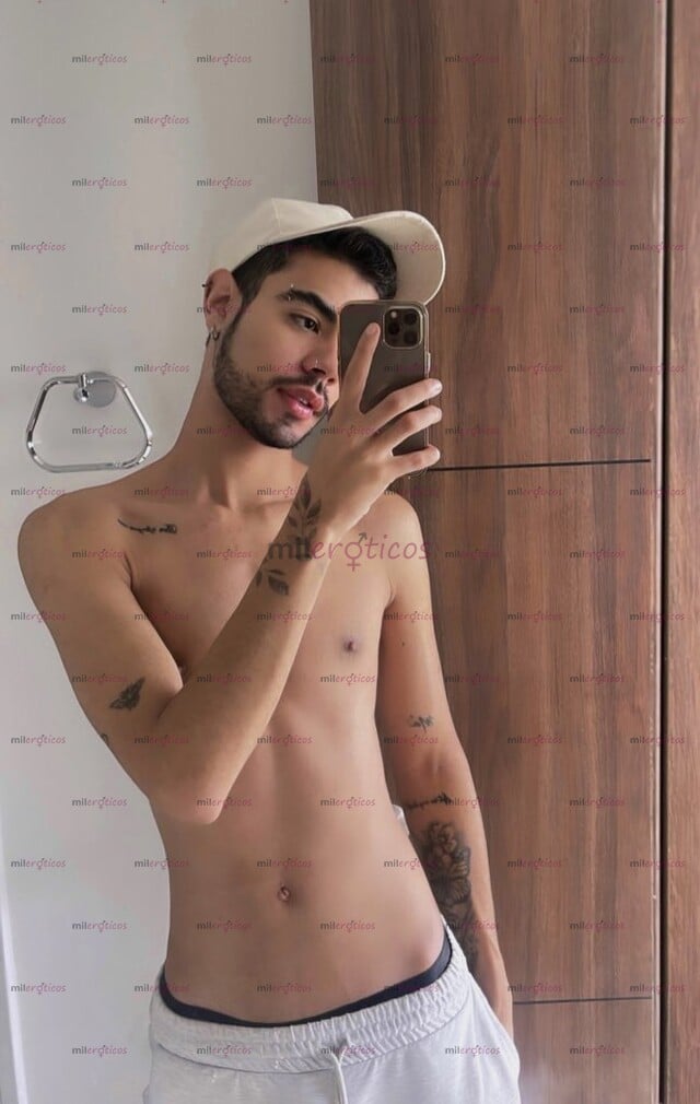 FOTOS DE JOVEN PAISA , CON BUENA VERGA Y CULO PA COMPLACERTE DISP 24H