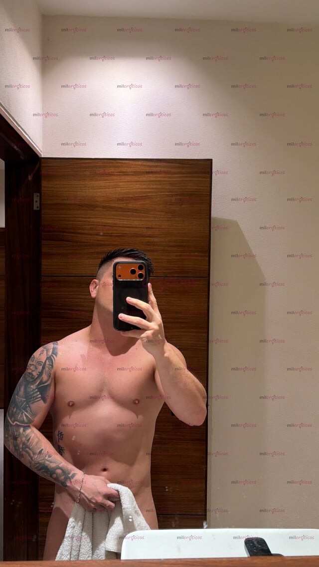 FOTOS DE COLOMBIANO, MORBOSO, VERSÁTIL. DISPUESTO A COMPLACERTE