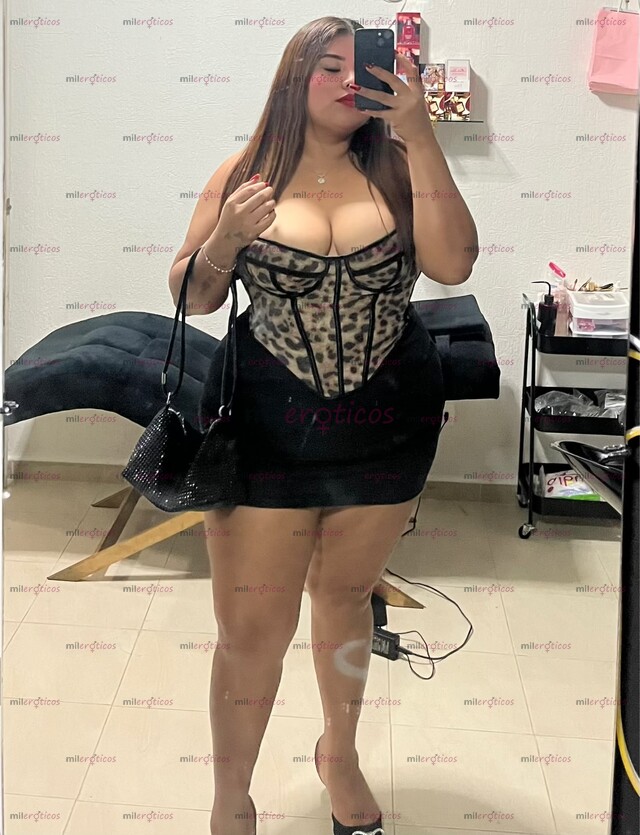 FOTOS DE SOY UNA CHICA DE 25 AÑOS CURVY, BABY FACE, MUY LINDA Y COMPLACIENTE, ESCRÍBEME