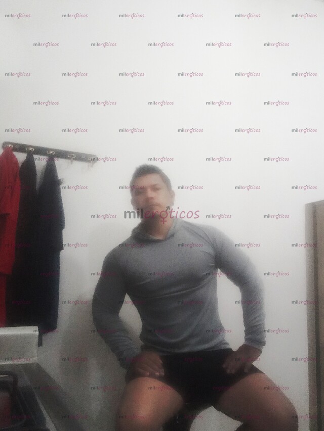 FOTOS DE MADURO SERIO ACTIVO MASAJISTA EN TU CIUDAD JACOB.