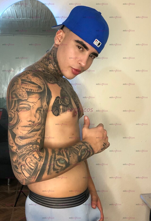 FOTOS DE MEN SERIO Y MUY RESERVADO VERGON Y CULON LISTO PARA COMPLACERTE