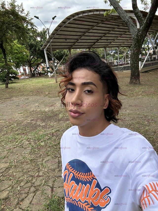 FOTOS DE FEMENINO NATURAL COMPLACIENTE VEN HAZME TUYA