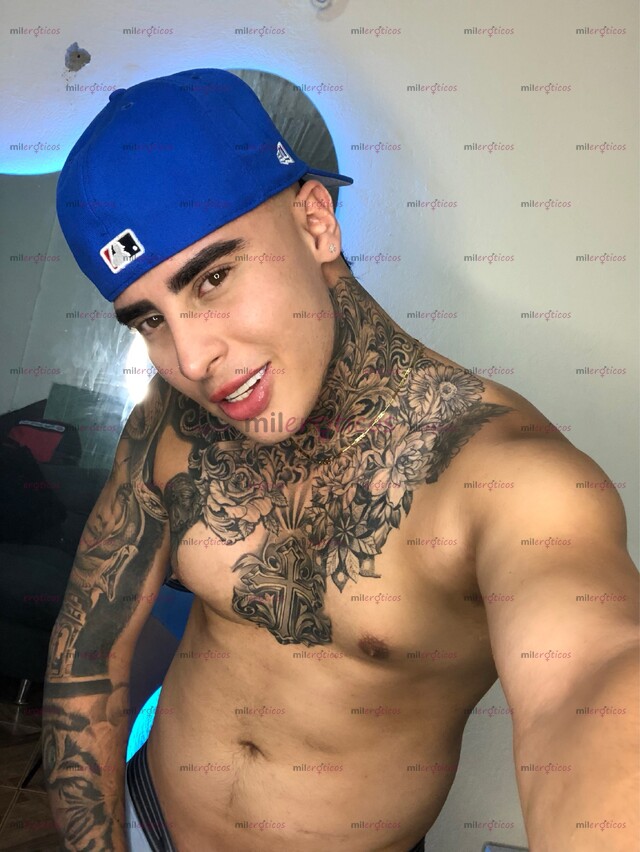 FOTOS DE MEN SERIO Y MUY RESERVADO VERGON Y CULON LISTO PARA COMPLACERTE