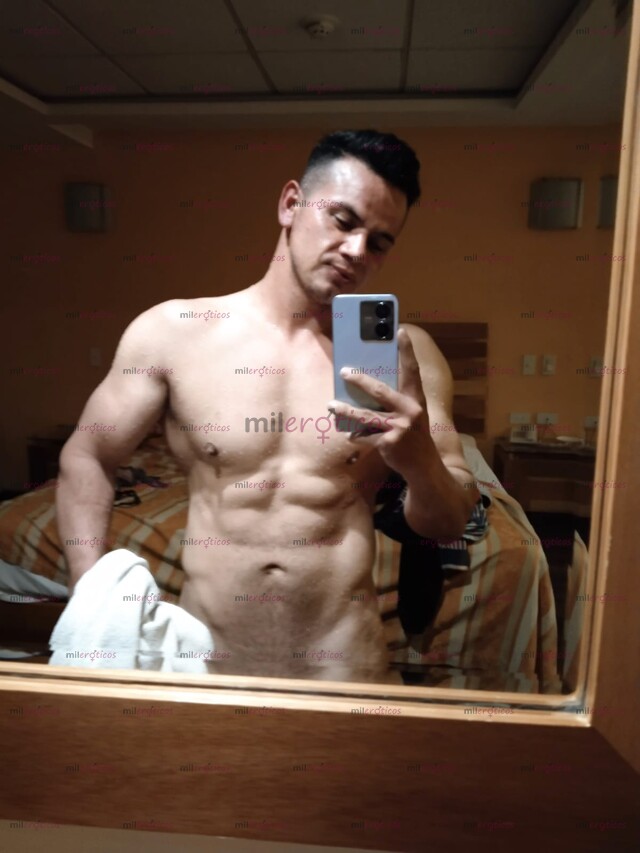 FOTOS DE JASSON CHICO GUAPO ATENTO Y CON CUERPO ATLETICO