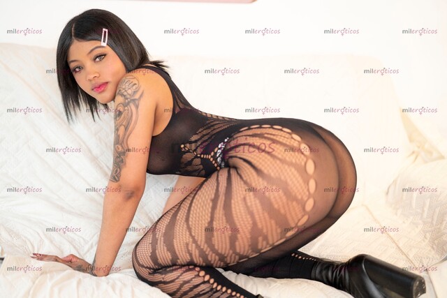 FOTOS DE HERMOSA SENOS RICO DISPUESTA A COMPLACERTE